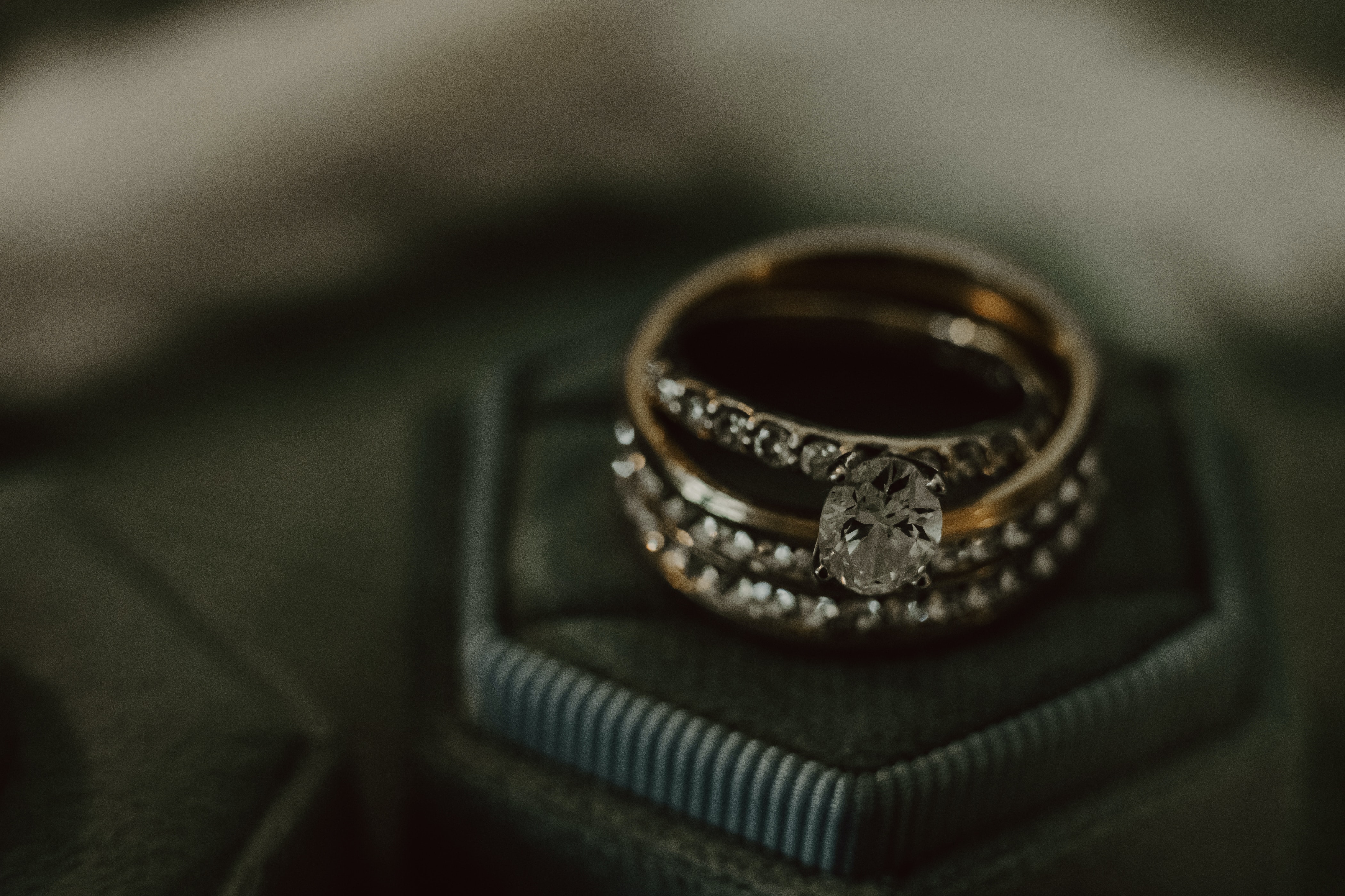 How To Guarantee Getting a Good Deal When Buying an Engagement Ring