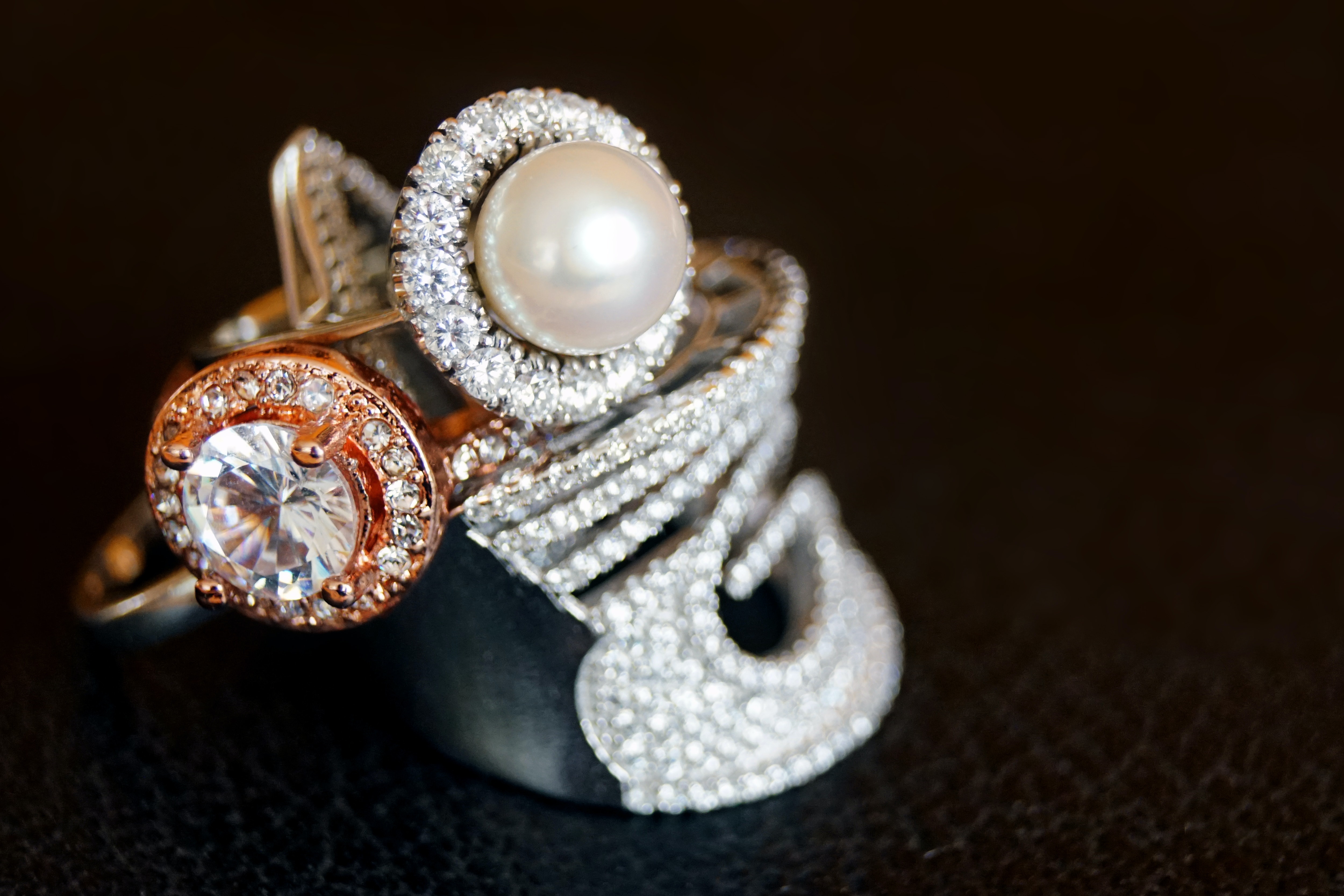 What You Need to Know Before Buying Vintage Engagement Rings